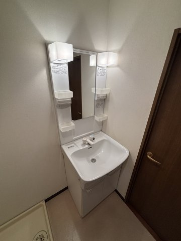 ウエルス幸の独立洗面台