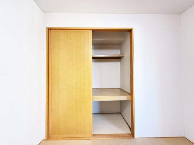 グレイス高埇の収納