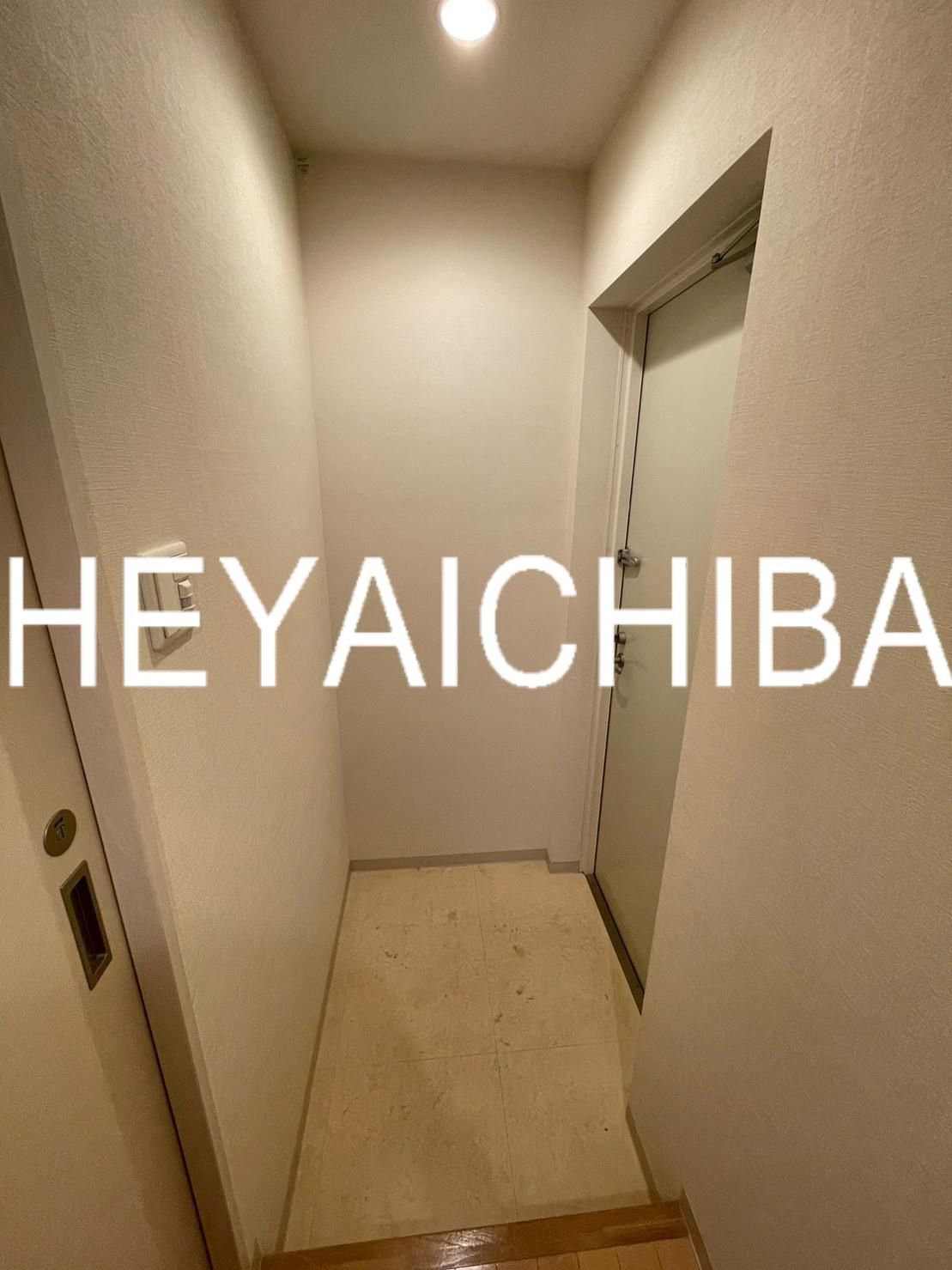 ラヴィエント浅草橋の玄関