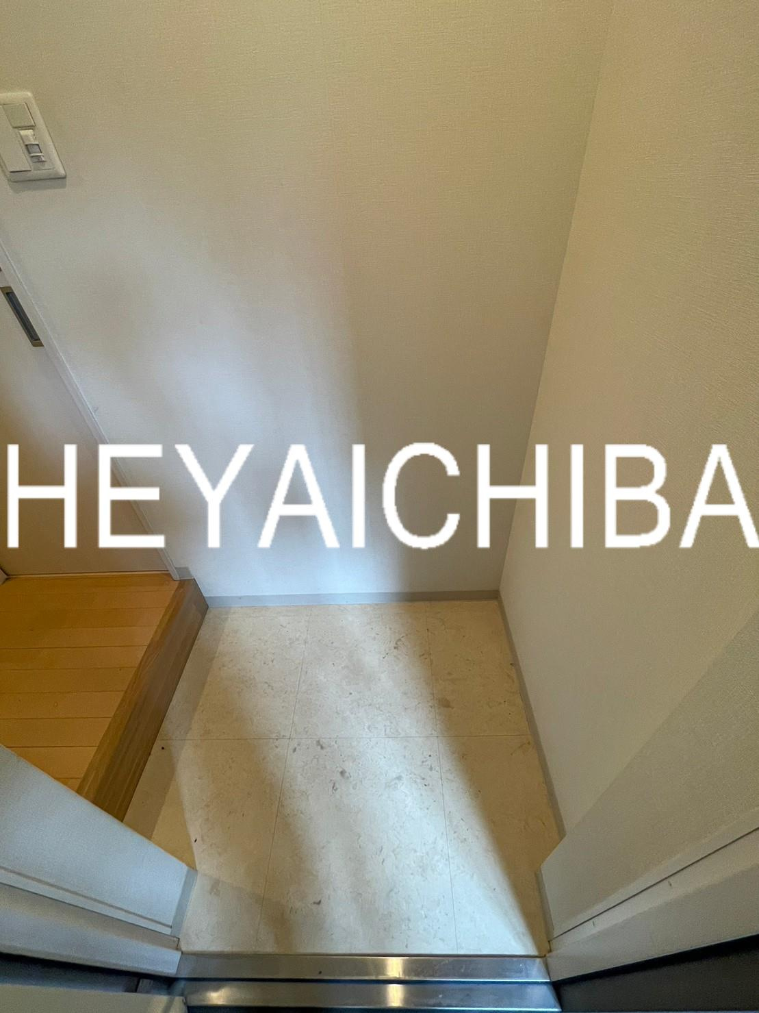 ラヴィエント浅草橋の玄関