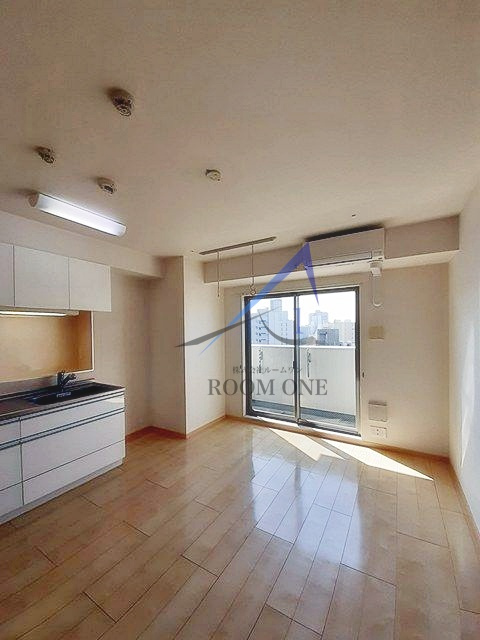 アイスバーグの居間・リビング|洋室のお部屋です。