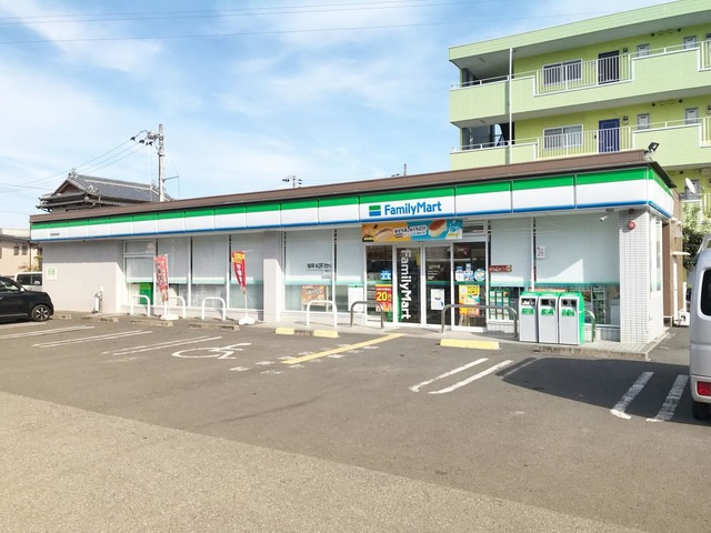 コンフォルト・カーザの周辺|ファミリーマート 高知神田東店 0.3km