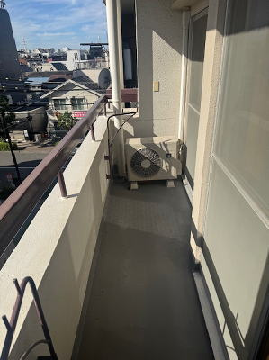 サンライフ高円寺のバルコニー