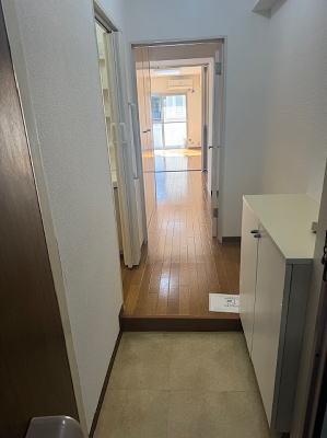 サンライフ高円寺の玄関