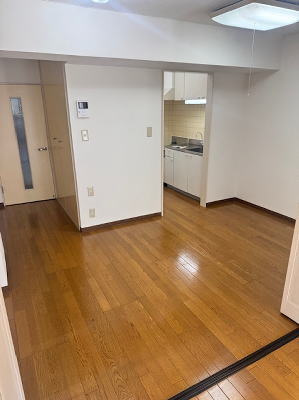 サンライフ高円寺の居間・リビング