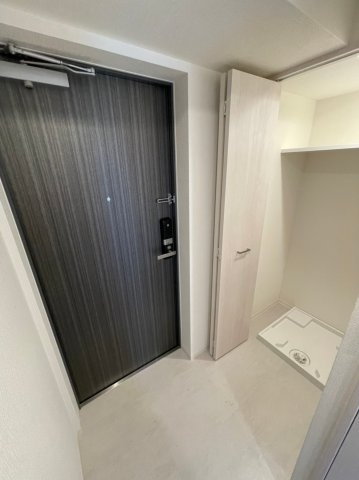 エスリード新栄プライム 名古屋市賃貸　仲介手数料無料の玄関