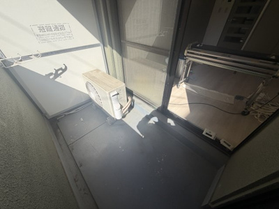 【バルコニー】 | SHRIKE2（シュライク２） | 写真はリフォーム工事中の状態です（2026年2月18日撮影）