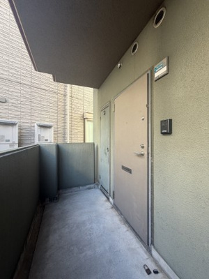 【玄関】 | SHRIKE2（シュライク２） | 1階最奥　角部屋