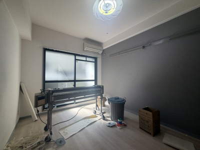 【ロビー】 | SHRIKE2（シュライク２） | 写真はリフォーム工事中の状態です（2026年2月18日撮影）