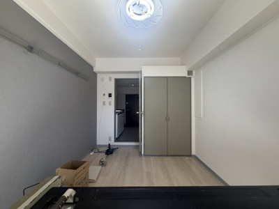 【居間・リビング】 | SHRIKE2（シュライク２） | 写真はリフォーム工事中の状態です（2026年2月18日撮影）