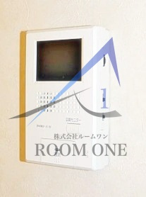 ジュウエル城西のセキュリティ|モニター付きインターホンです。
