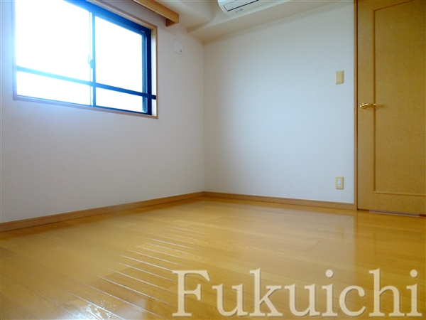 ルーブル学芸大学参番館の寝室