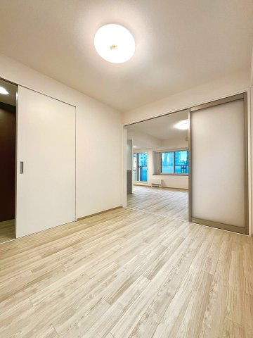 パークハイム旭ヶ丘の洋室|洋室別角度（2）！