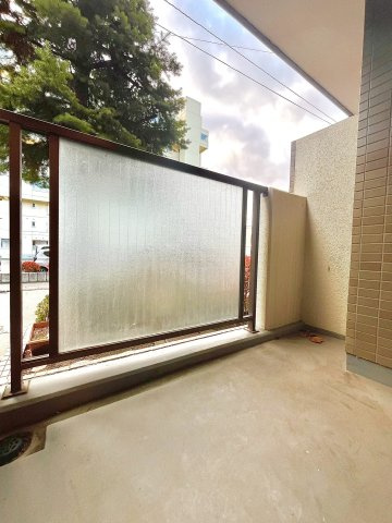 パークハイム旭ヶ丘のバルコニー|二面バルコニーで明るく風通しの良い室内です◎