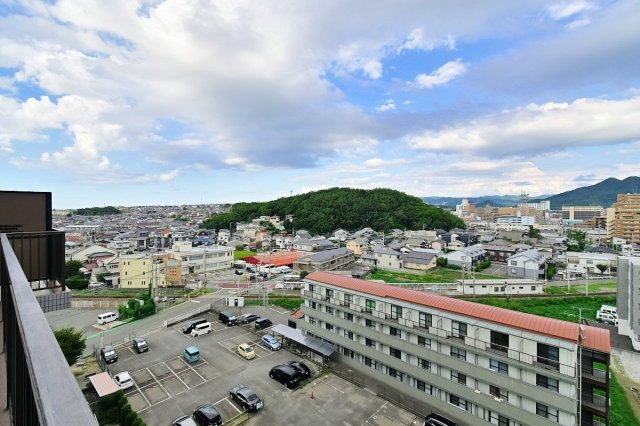 【展望】 | 藤和シティコープ和白 | 前面はさえぎる高層ビルもなく、美しい青空の眺望が広がります