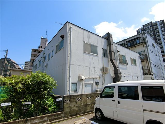 高木ビルの外観