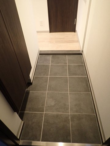 カーサブリランテ本駒込の玄関