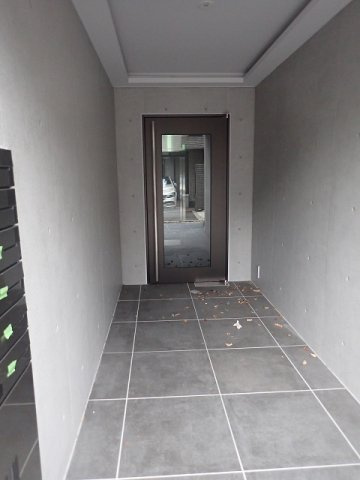 カーサブリランテ本駒込のエントランス