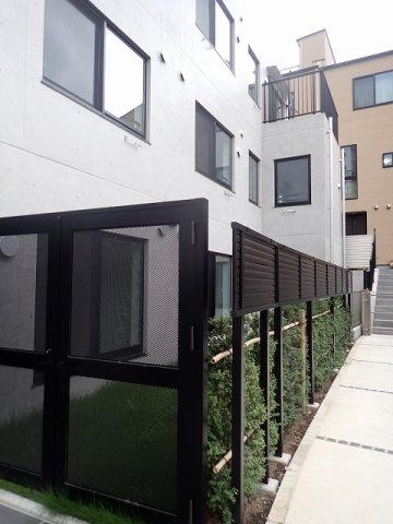 カーサブリランテ本駒込の外観