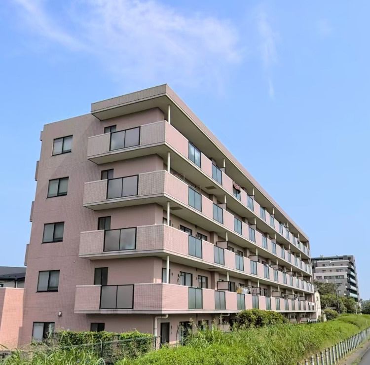 ファミール松戸リバーステージの外観