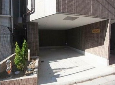 Blue Sky 南千住のエントランス