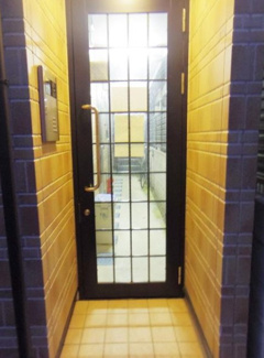 【エントランス】