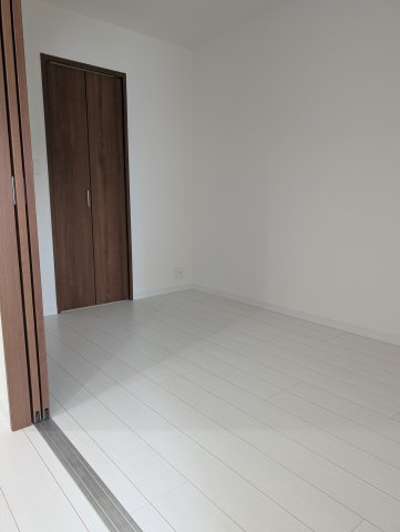 LEGEND東比恵の居間・リビング