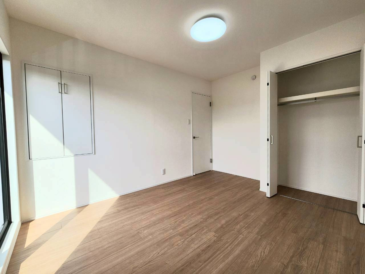 【洋室】の画像