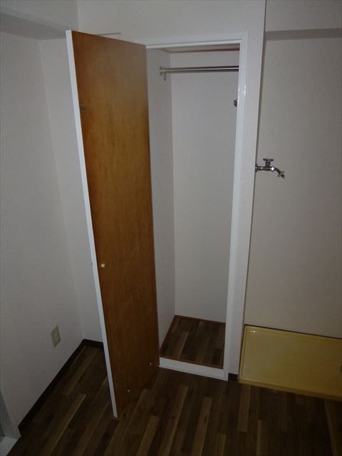 スカイコート浅草第三の収納