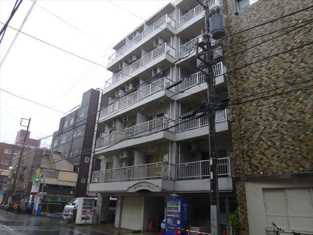 スカイコート浅草第三の外観