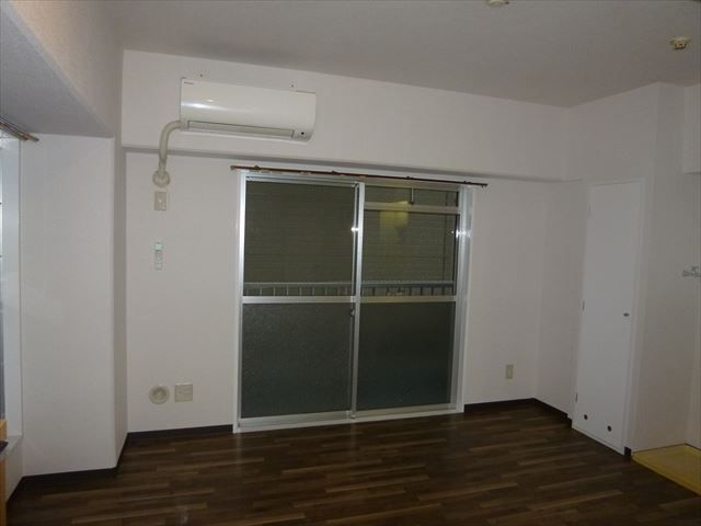 スカイコート浅草第三の居間・リビング