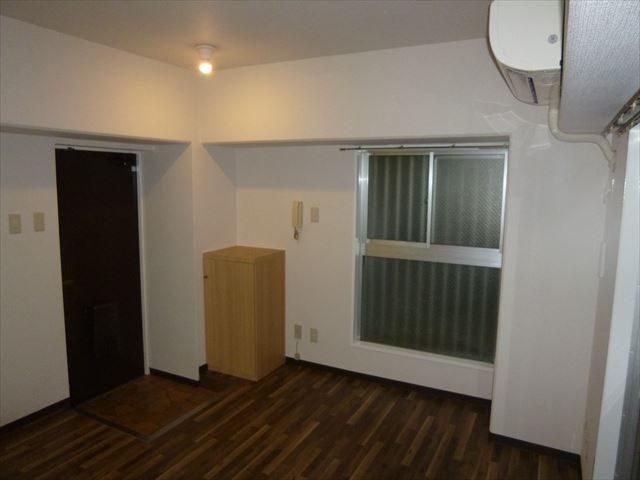 スカイコート浅草第三の寝室