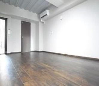 キャスバルクオーレ日暮里の居間・リビング