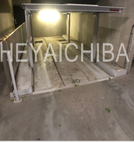 メゾン・ド・ヴィレ駒形の駐車場