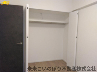 【収納】 | ビー・サイト | 各居室には十分な収納スペースを確保。お部屋全体を広々と使うことができます。