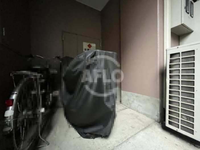 グランドステージ江坂のその他|グランドステージ江坂　バイク置き場