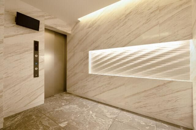 ドゥーエ南千住のロビー