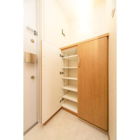 第7アローズ江坂公園の玄関|第7アローズ江坂公園　玄関