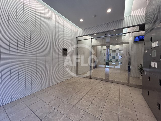 第7アローズ江坂公園のロビー|第7アローズ江坂公園　ロビー