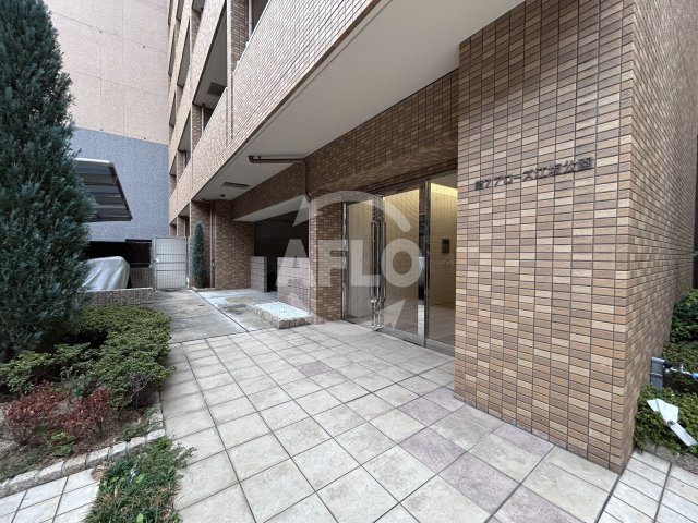 第7アローズ江坂公園のエントランス|第7アローズ江坂公園　エントランス