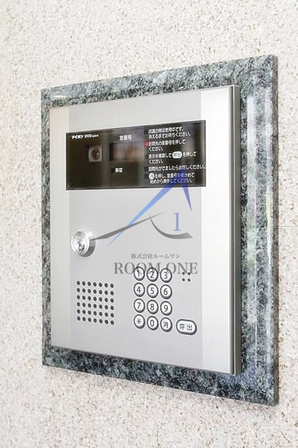 ニューハイム小原参番館のセキュリティ|オートロックです。