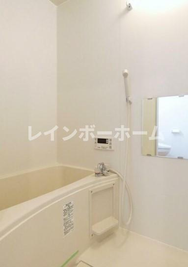 セレステ鶴瀬の浴室