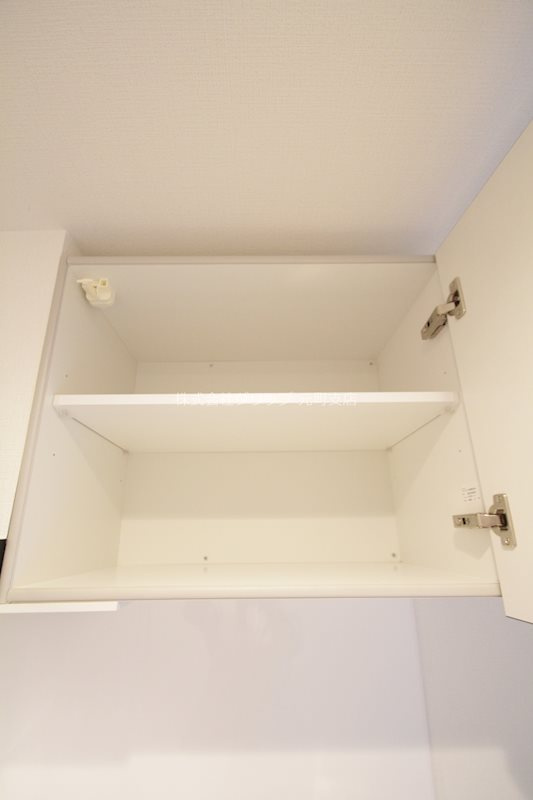 モダンアパートメント鶴見豊岡の収納