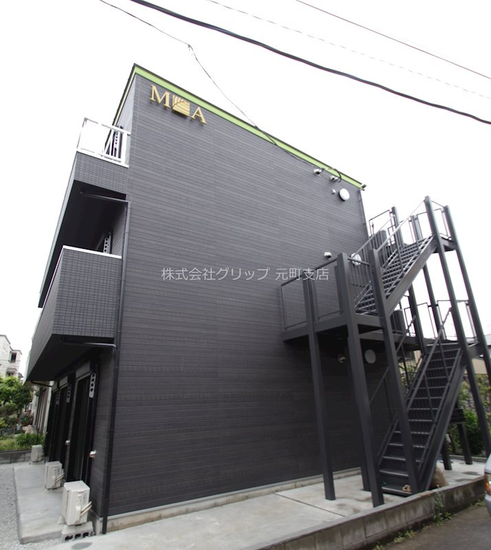 モダンアパートメント鶴見豊岡の外観