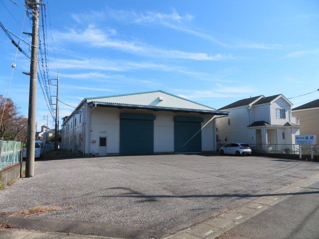 越谷市花田２丁目の倉庫の外観