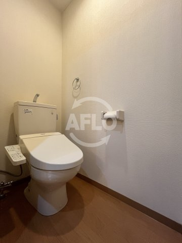 ミラクルセブン江坂のトイレ|ミラクルセブン江坂　トイレ