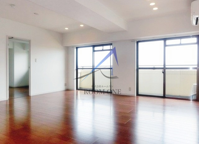 綾瀬プルミエの居間・リビング|洋室のお部屋です。