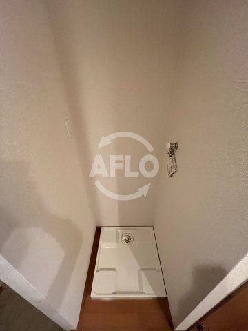 ミラクルセブン江坂の洗面所|ミラクルセブン江坂　洗濯パン