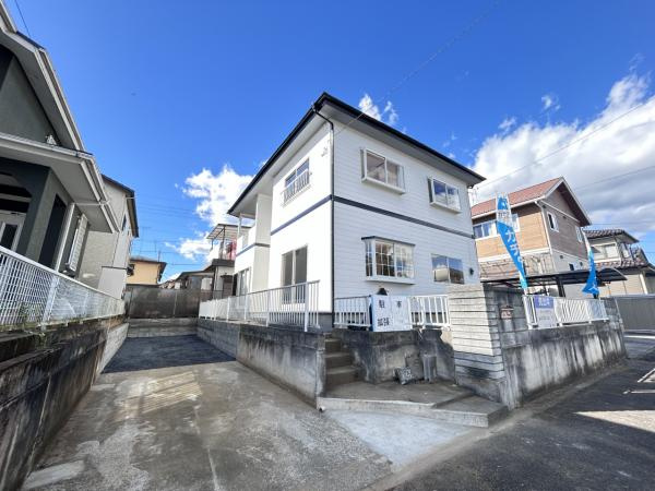 宇都宮市松風台　４ＬＤＫ　中古住宅の外観