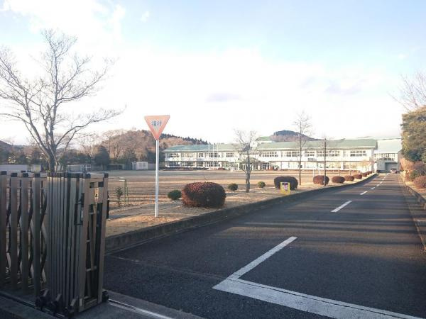 宇都宮市松風台　４ＬＤＫ　中古住宅の周辺|上河内西小学校約300mです